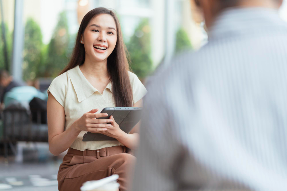 4+ Ide Strategi Customer Relationship Management Agar Pelanggan Tak Kabur di 2025