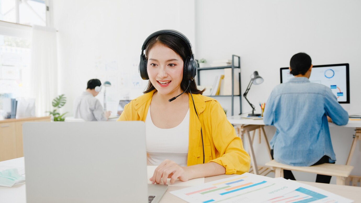 Pengertian CRM (Customer Relationship Management)