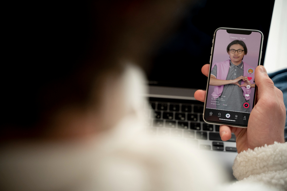 Se-Fruit Tips SEO TikTok: Raih Jutaan Views, Bukan Sekadar FYP!