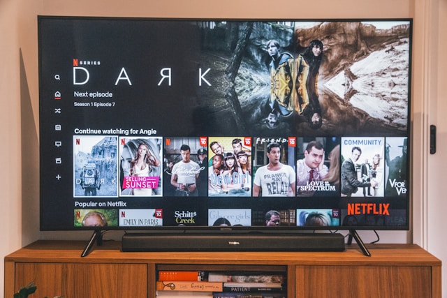 Ingin Membuat Sistem Rekomendasi Seperti Netflix & Amazon? Ini Jenis, Cara Kerja, & Langkahnya